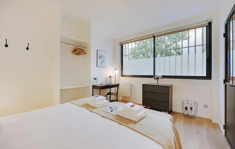 Charming Appartements For 4 People - Le Marais Париж Екстериор снимка