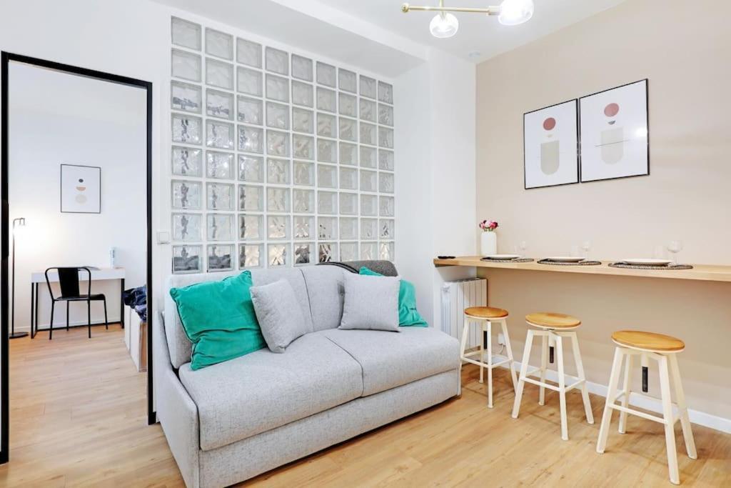 Charming Appartements For 4 People - Le Marais Париж Екстериор снимка